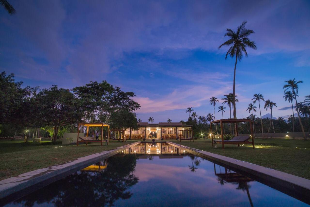 Wirdana Resort & Spa Bussa Exteriör bild