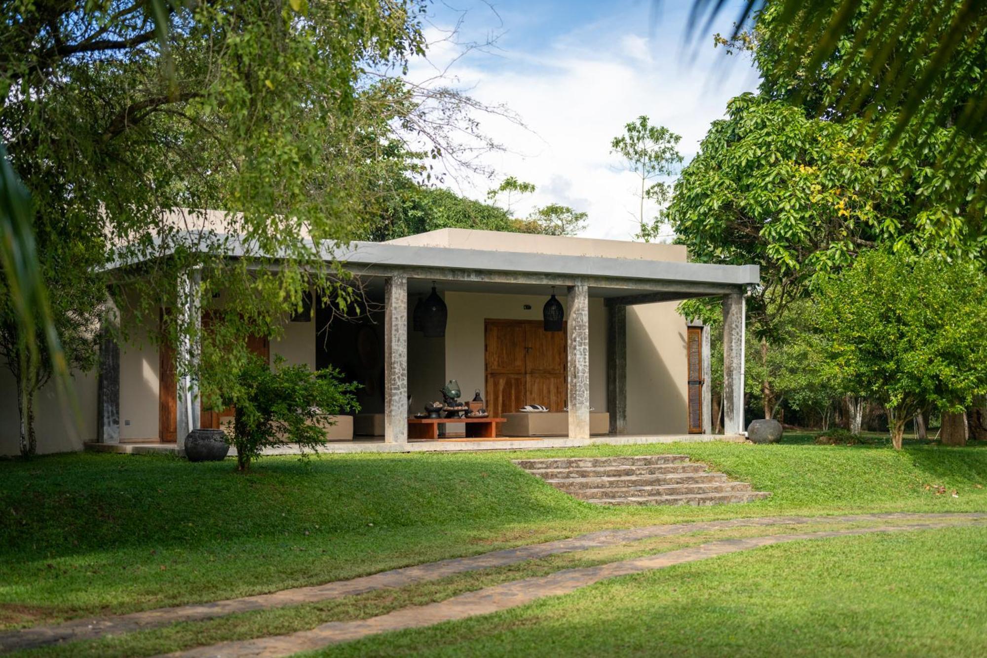 Wirdana Resort & Spa Bussa Exteriör bild